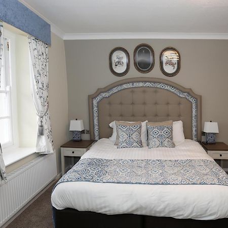 The Castle Of Brecon Hotel, Brecon, Powys Ngoại thất bức ảnh