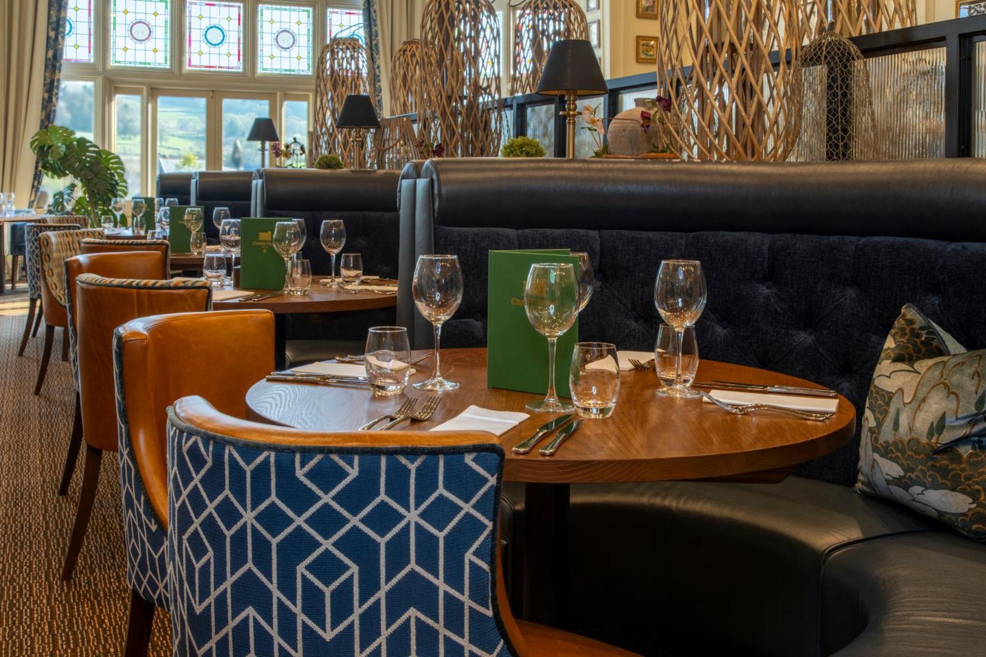 The Castle Of Brecon Hotel, Brecon, Powys Ngoại thất bức ảnh