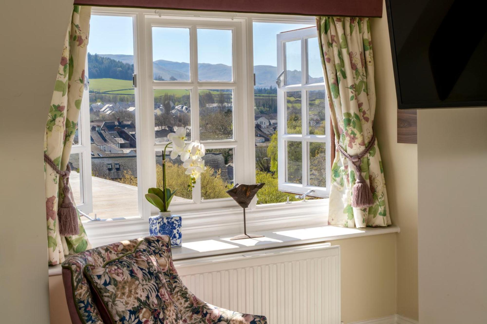 The Castle Of Brecon Hotel, Brecon, Powys Ngoại thất bức ảnh